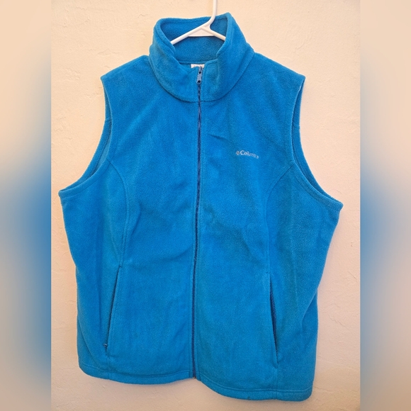 Columbia Jackets & Blazers - Columbia Turquoise Fleece Vest - NWOT